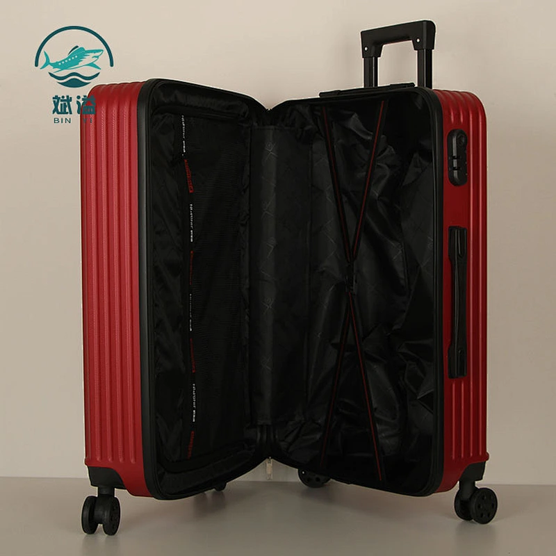 Light weight travel luggage with zipper